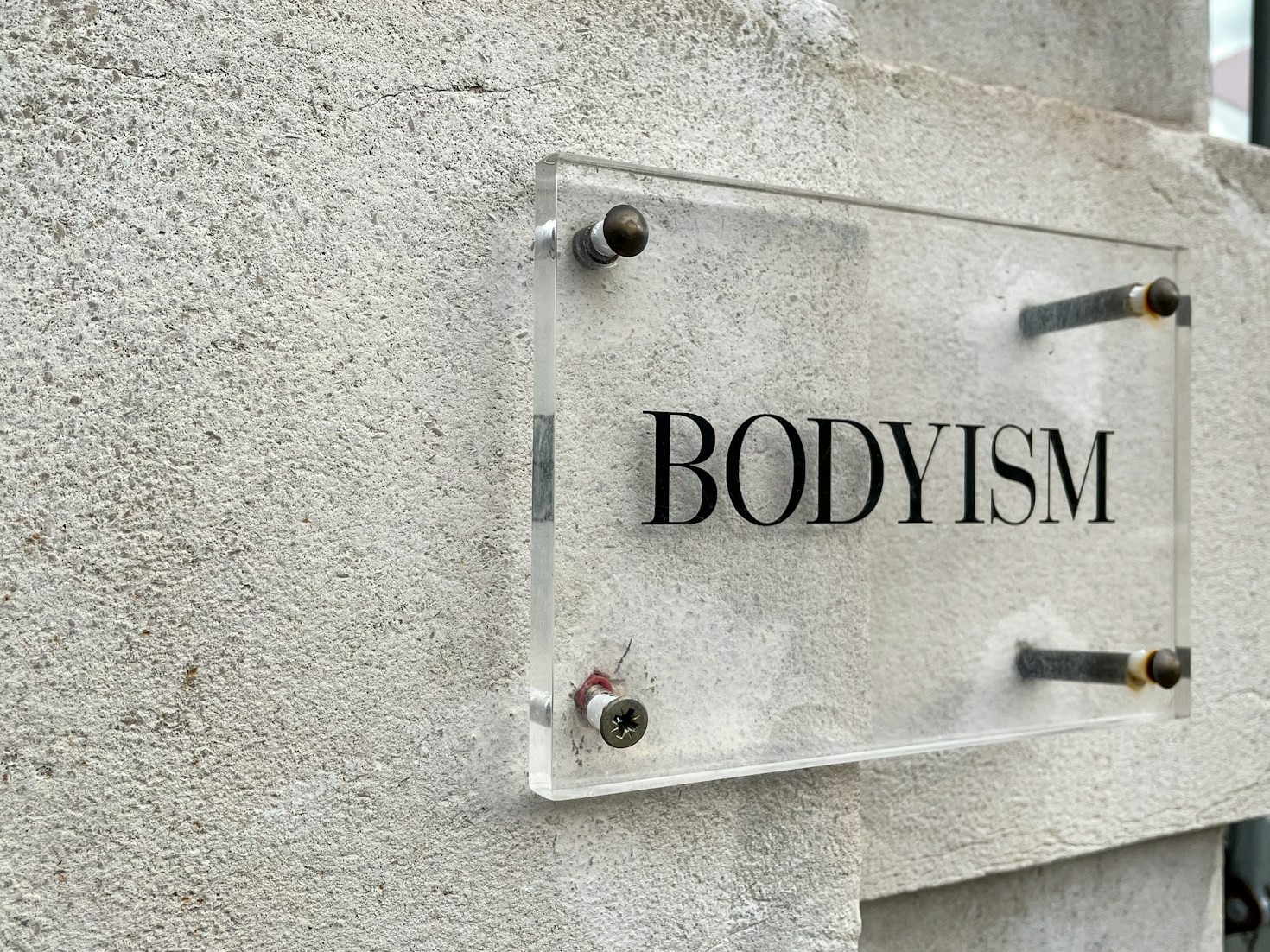 Skyltar för utomhusbruk: Vad du bör veta